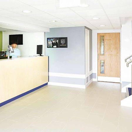Warrington Motel, J20 M6 Lymm Services ภายนอก รูปภาพ