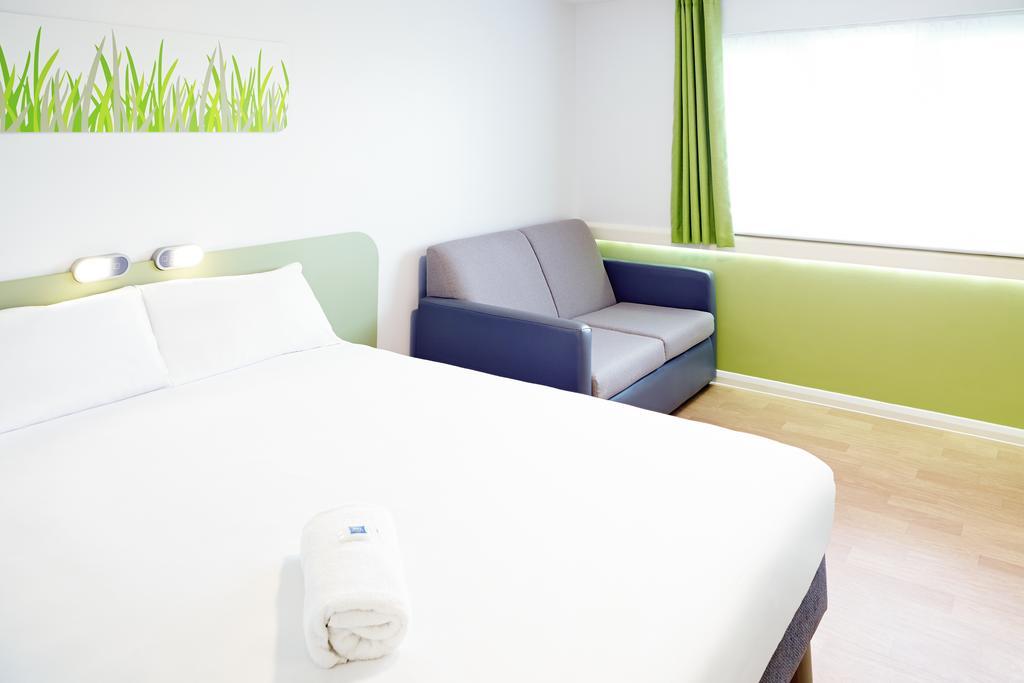 Warrington Motel, J20 M6 Lymm Services ห้อง รูปภาพ